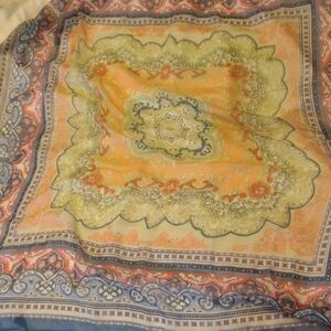 NWT Forever 21 Multicolor Paisley Scarf w/ Tassels - One Size